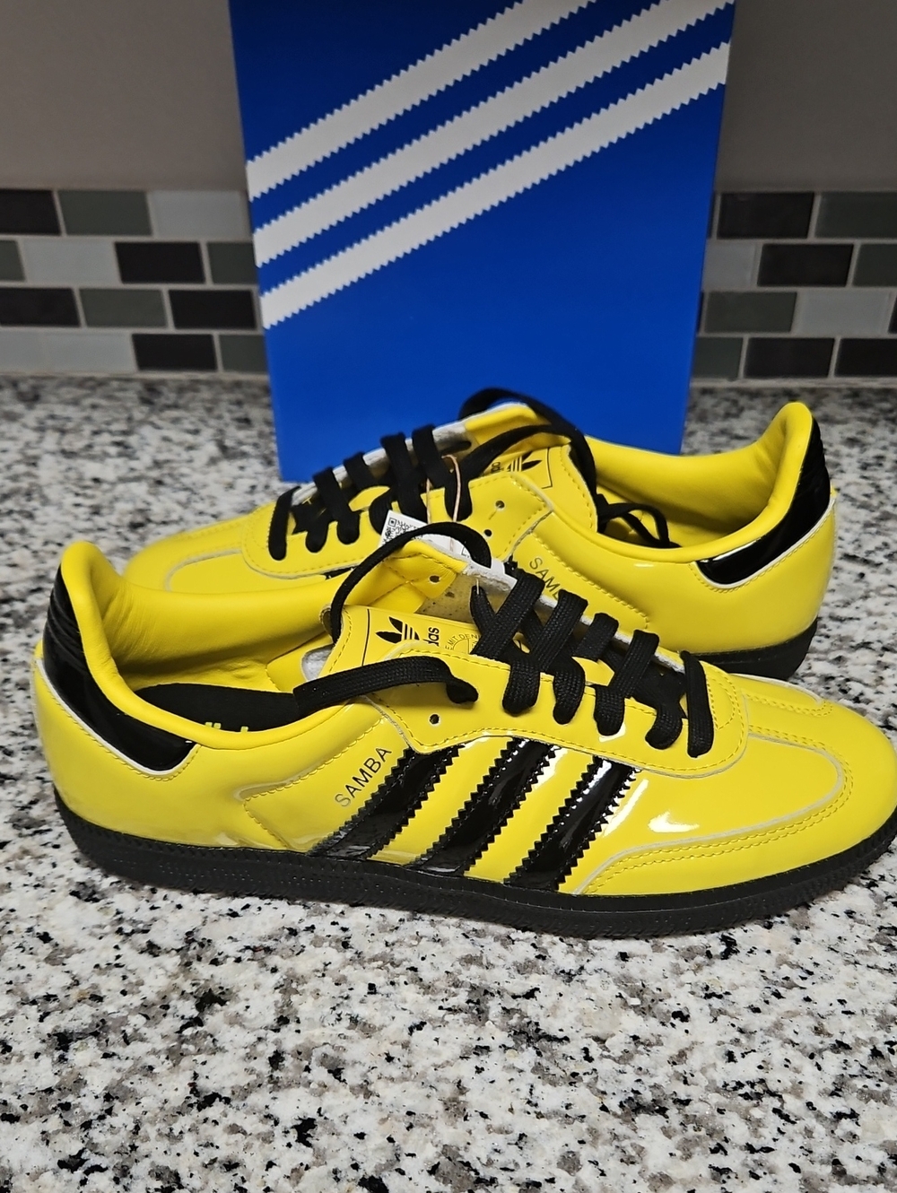 ADIDAS SAMBA OG, YELLOW/BLACK, WMS 9 - Picture 2 of 5